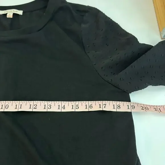 Skies are Blue Women's Black Swiss Dot Back Button Up Blouse Size Medium - Picture 8 of 9